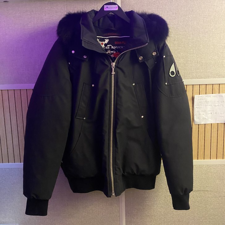 무스너클 19fw xl사이즈 급쳐 합니다 무스너클 19fw xl사이즈 급쳐 합니다