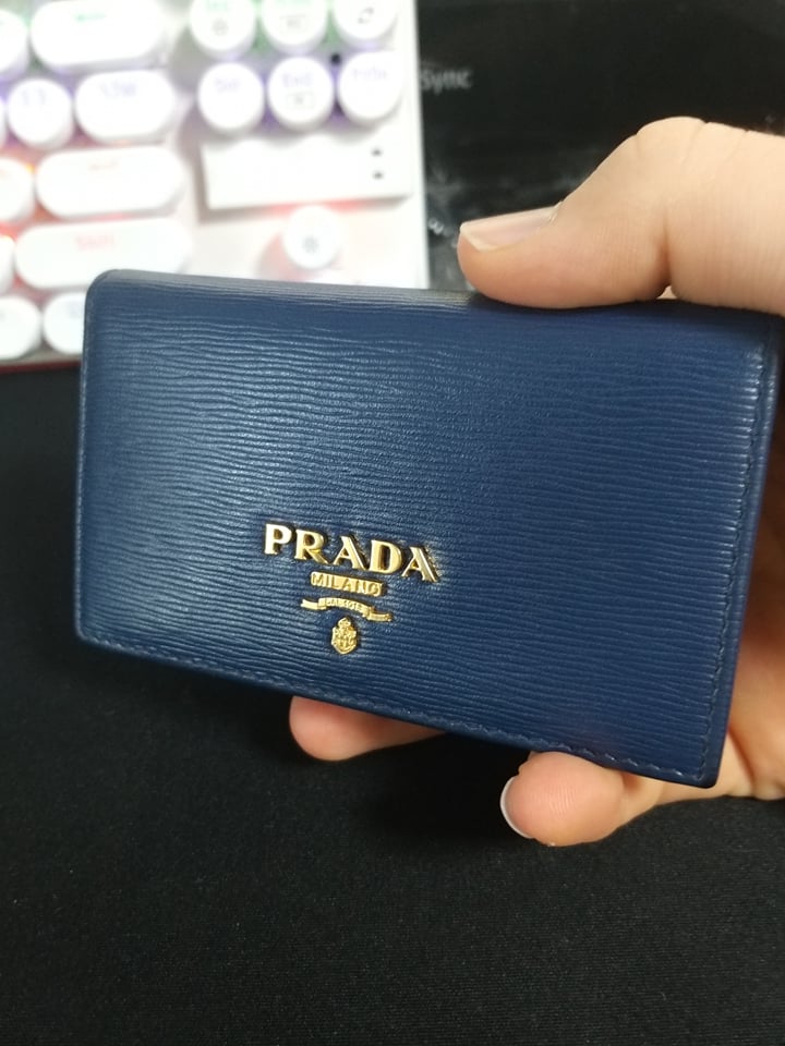 프라다 여성지갑