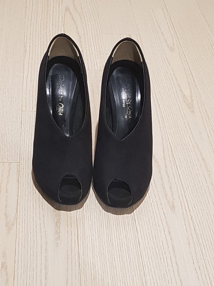 여성 오픈토힐 10cm 블랙 섹시 예뻐요~ 여성 오픈토힐 10cm 블랙 섹시 예뻐요~