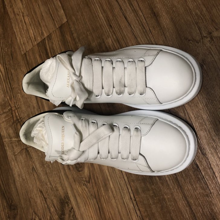 알랙산더 맥퀸 오버솔 18ss 알랙산더 맥퀸 오버솔 18ss