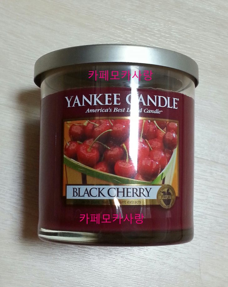 정품 양키캔들 블랙체리 텀블러 스몰 ※ 택포, 35~45시간 정품 양키캔들 블랙체리 텀블러 스몰 ※ 택포, 35~45시간