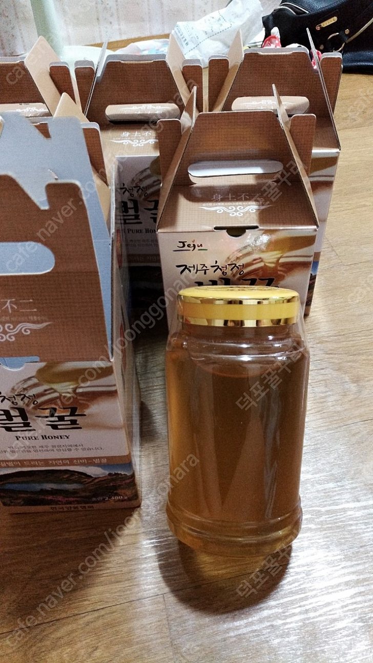 제주꿀 토종꿀 잡꿀 싸게내놔욤^^두개부터애눌가능하구요~!! 6개남았어요^^