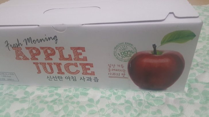 사과 착즙 국내산 시과 100프로 판매합니다. 1박스에 25개 들어있습니다. 박스와 파우치가 매우 예쁘네요. 선물용 박스같아요. 택배 직거래 모두 가능합니다. 사과 착즙 국내산 시과 100프로 판매합니다. 1박스에 25개 들어있습니다. 박스와 파우치가 매우 예쁘네요. 선물용 박스같아요. 택배 직거래 모두 가능합니다.