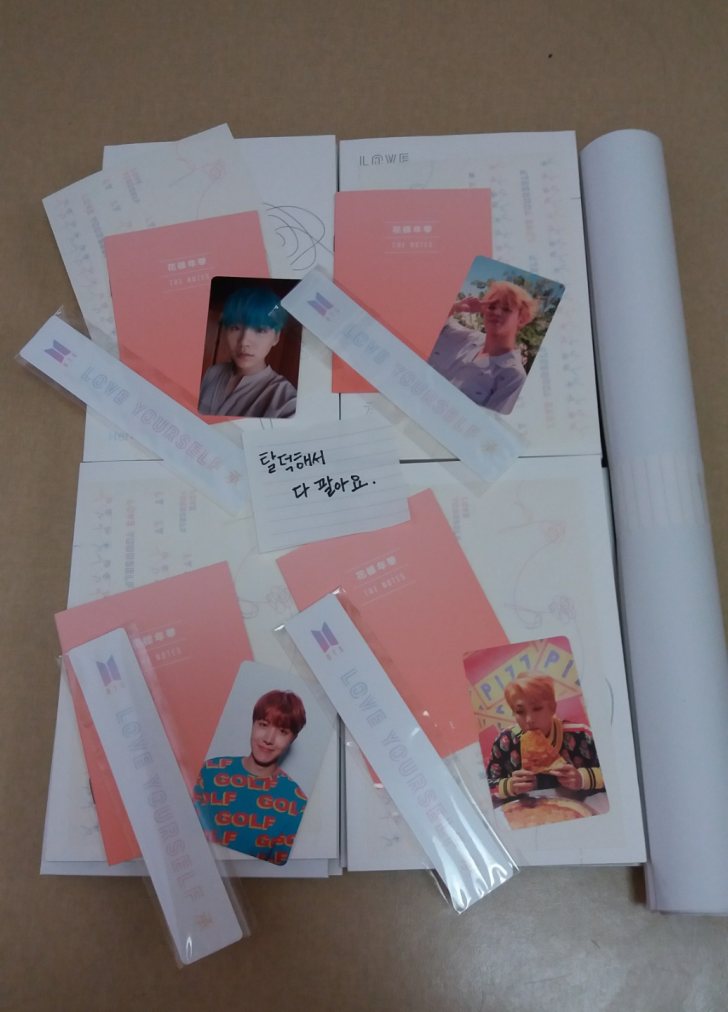 방탄소년단 앨범/굿즈 팝니다 방탄소년단 앨범/굿즈 팝니다