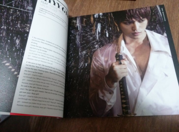 jyj 1집앨범 'the beginnig' 한정판