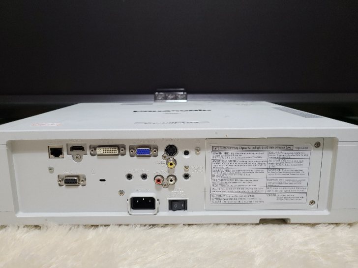 파나소닉PT-FX400EA 5000안시급 밝기 극강화질 새램프최대 6000시간사용가능 파나소닉PT-FX400EA 5000안시급 밝기 극강화질 새램프최대 6000시간사용가능