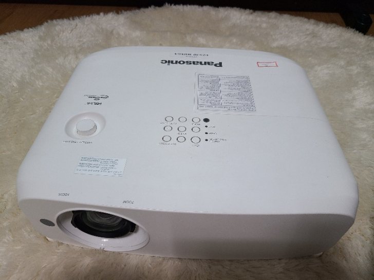 파나소닉PT-VZ570 풀HD 램프 런타임 최상 새램프 최대 7000시간 상영 명암비 만(10000):1 파나소닉PT-VZ570 풀HD 램프 런타임 최상 새램프 최대 7000시간 상영 명암비 만(10000):1