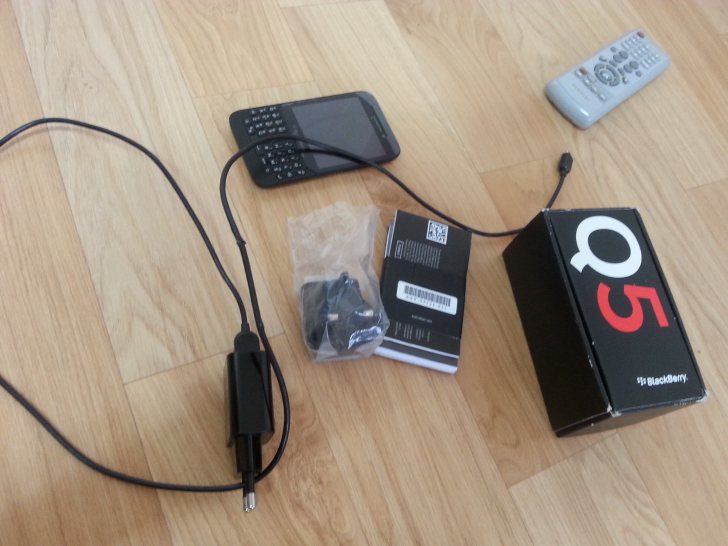 블랙베리 q5 100-2 블랙베리 q5 100-2