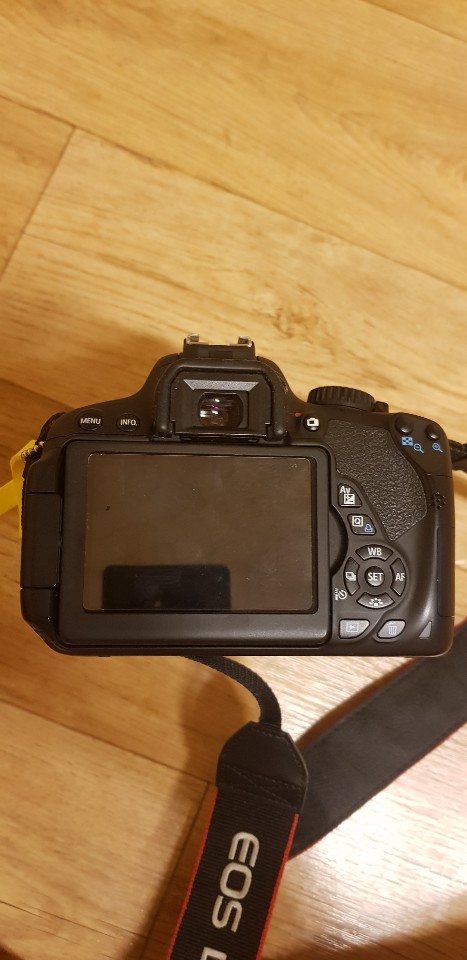 캐논 650d 풀세트(50mm 포함) 캐논 650d 풀세트(50mm 포함)