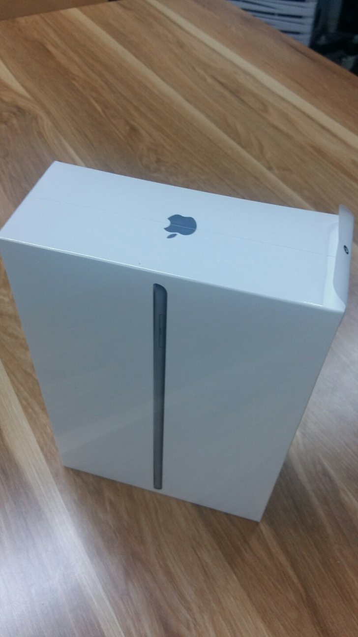 IPad Mini 5 64G(그레이 색상) 팝니다. IPad Mini 5 64G(그레이 색상) 팝니다.
