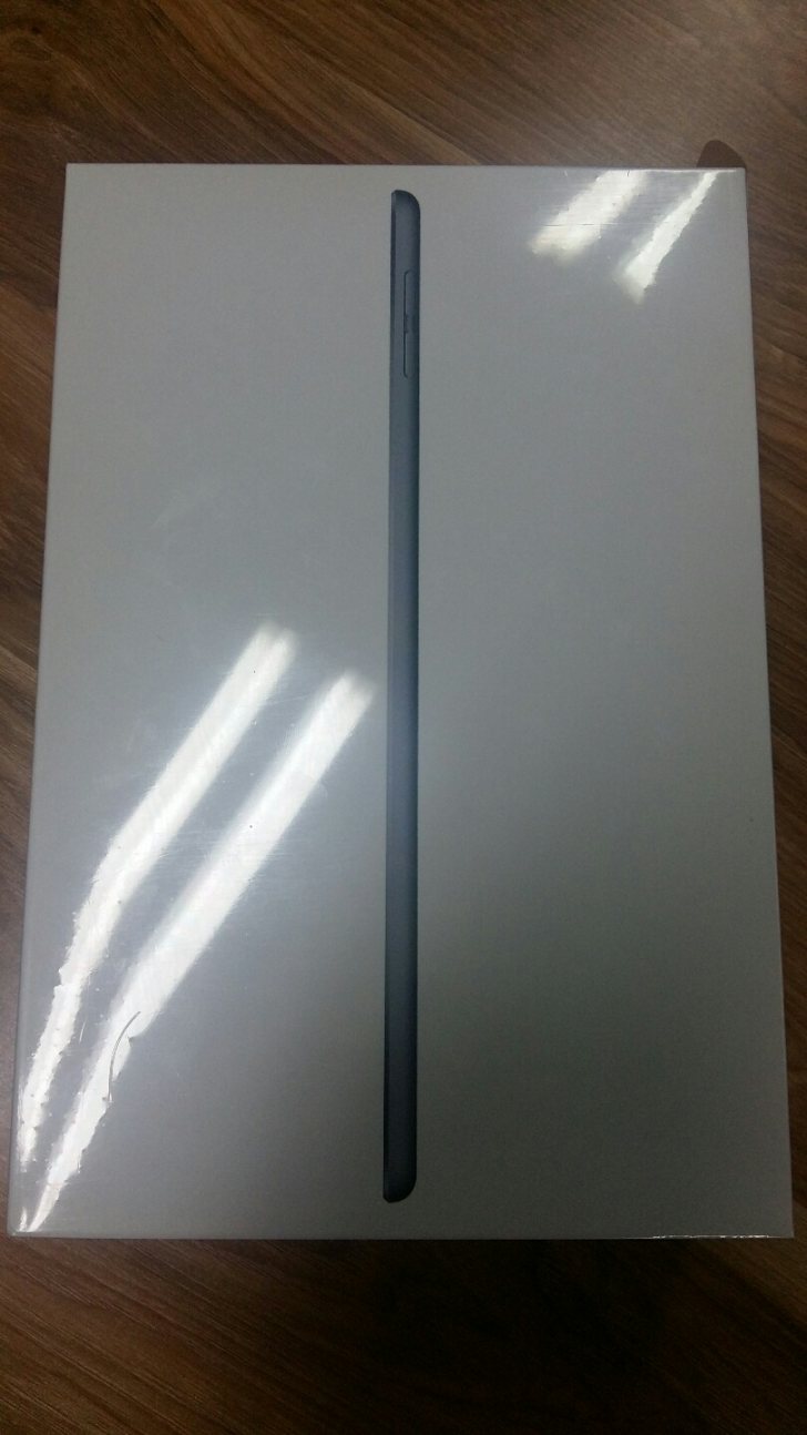IPad Mini 5 64G(그레이 색상) 팝니다. IPad Mini 5 64G(그레이 색상) 팝니다.