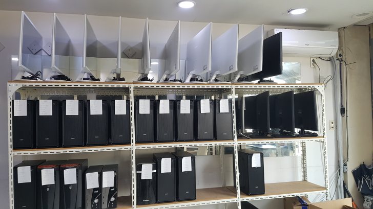 중고 컴퓨터팜니다~사무용~모니터~23~24대량 중고 컴퓨터팜니다~사무용~모니터~23~24대량