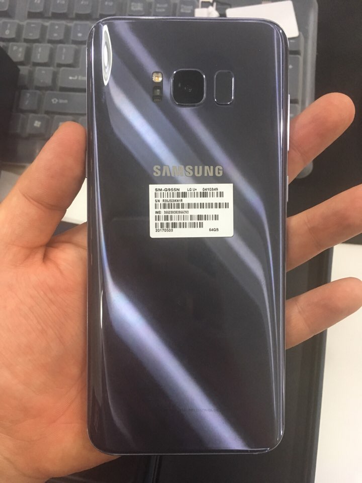 64기가 갤럭시s8플러스 팝니다(삼성.LG.애플 전기좀 팝니다) 64기가 갤럭시s8플러스 팝니다(삼성.LG.애플 전기좀 팝니다)