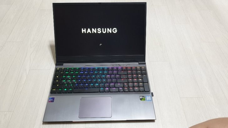 한성노트북판매합니다 한성노트북판매합니다