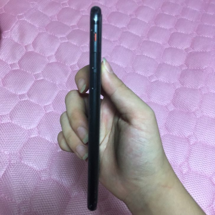 아이폰 7 매트블랙 128g 교환