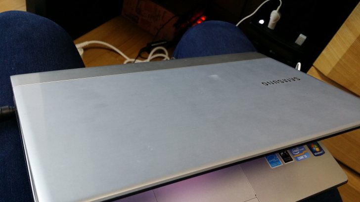 SAMSUNG 350U SAMSUNG 350U