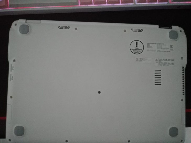 Lgz36 노트북팝니다 Lgz36 노트북팝니다