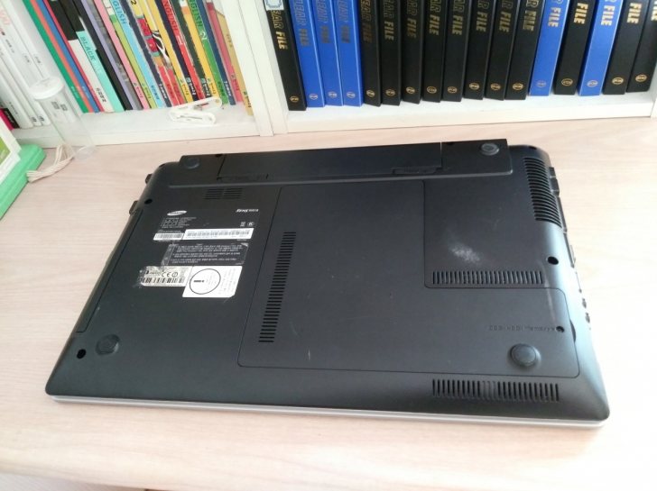상태 좋은 삼성 i5 노트북 팝니다 상태 좋은 삼성 i5 노트북 팝니다