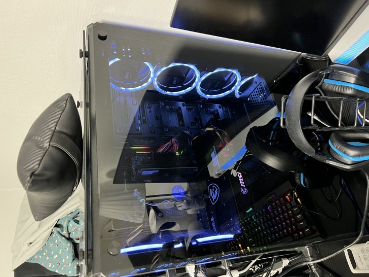조립pc 초고사양 컴퓨터 게이밍 컴퓨터 새상품 급처합니다 조립pc 초고사양 컴퓨터 게이밍 컴퓨터 새상품 급처합니다