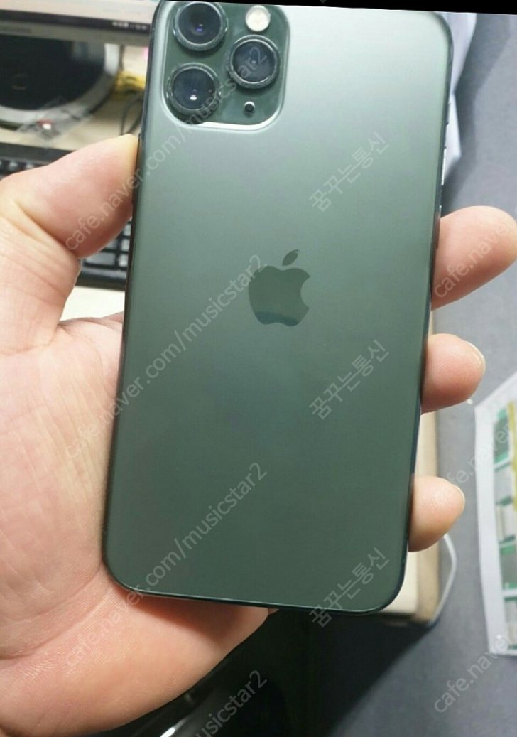 아이폰11Pro 256gb 미드그린 120만원(무료배송) 아이폰11Pro 256gb 미드그린 120만원(무료배송)