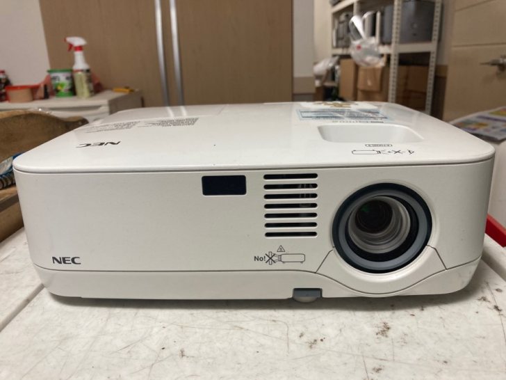 NEC NP600 빔프로젝터 상태최상급 팝니다 NEC NP600 빔프로젝터 상태최상급 팝니다