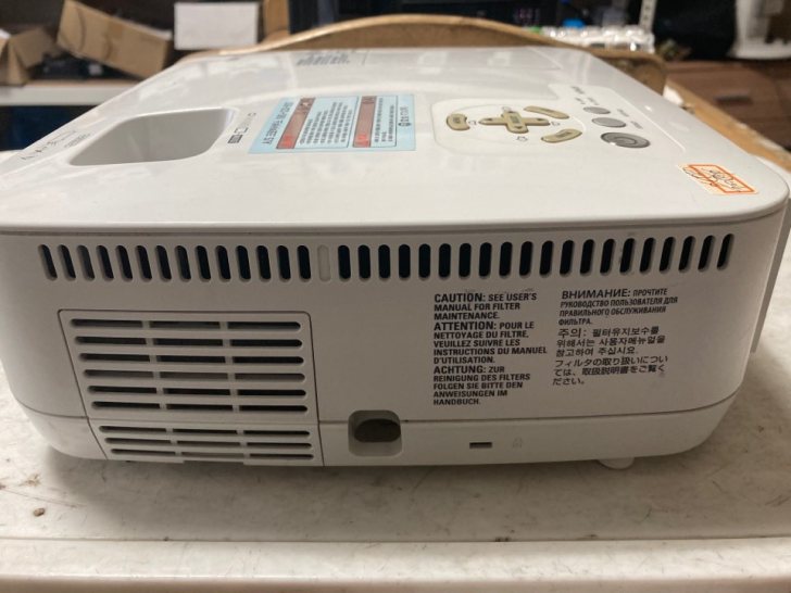 NEC NP600 빔프로젝터 상태최상급 팝니다 NEC NP600 빔프로젝터 상태최상급 팝니다