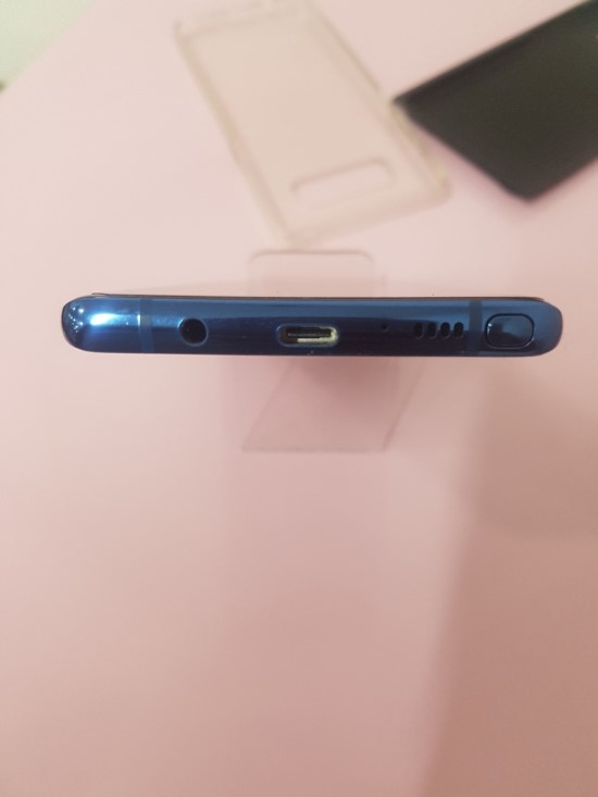 갤럭시노트8블루 64GB 판매합니다 갤럭시노트8블루 64GB 판매합니다