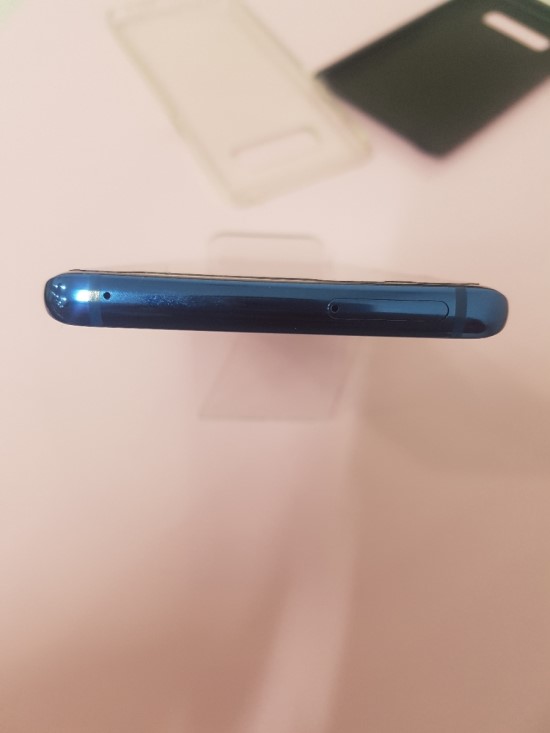 갤럭시노트8블루 64GB 판매합니다 갤럭시노트8블루 64GB 판매합니다