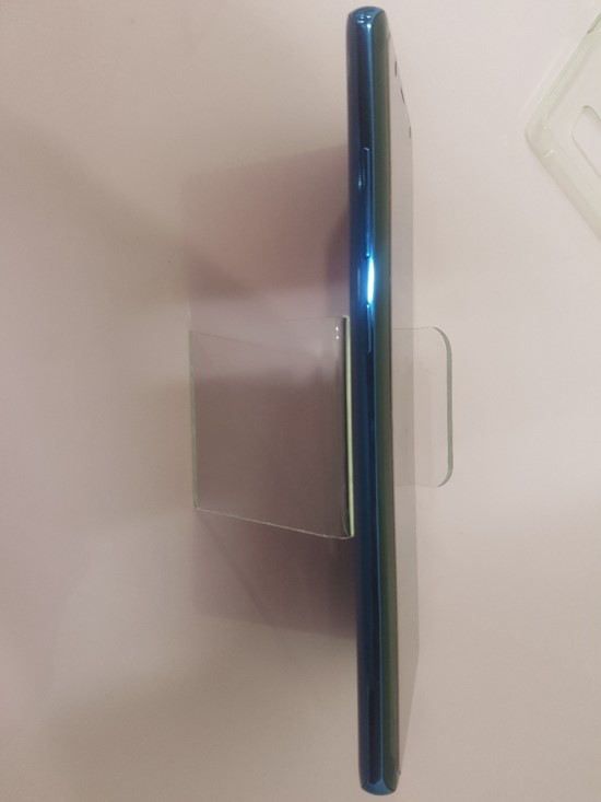 갤럭시노트8블루 64GB 판매합니다 갤럭시노트8블루 64GB 판매합니다