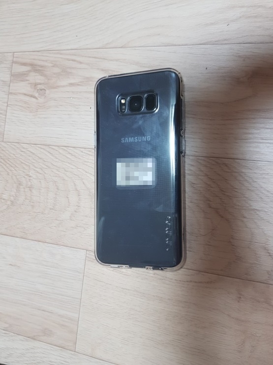 갤럭시S8+ 미드나잇블랙 팝니다 갤럭시S8+ 미드나잇블랙 팝니다