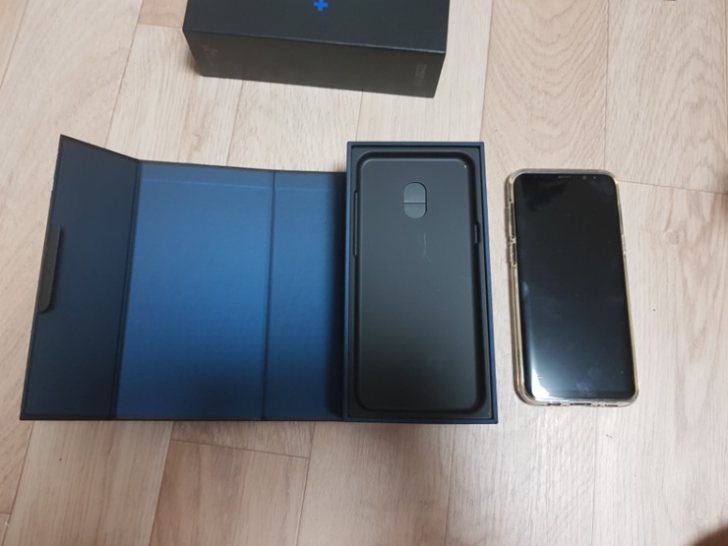 갤럭시S8+ 미드나잇블랙 팝니다 갤럭시S8+ 미드나잇블랙 팝니다