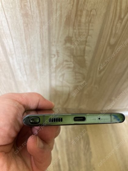 갤럭시노트10+ 블랙 256GB 풀박스 팝니다A+급 갤럭시노트10+ 블랙 256GB 풀박스 팝니다A+급