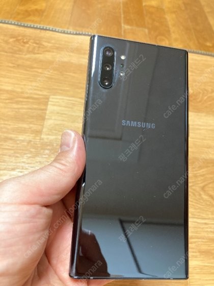 갤럭시노트10+ 블랙 256GB 풀박스 팝니다A+급 갤럭시노트10+ 블랙 256GB 풀박스 팝니다A+급