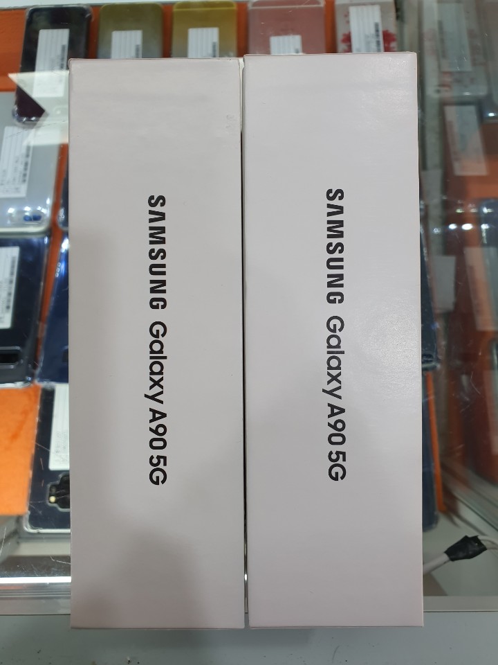 삼성 갤럭시A90 5G (미개봉, 128기가) 팝니다 삼성 갤럭시A90 5G (미개봉, 128기가) 팝니다