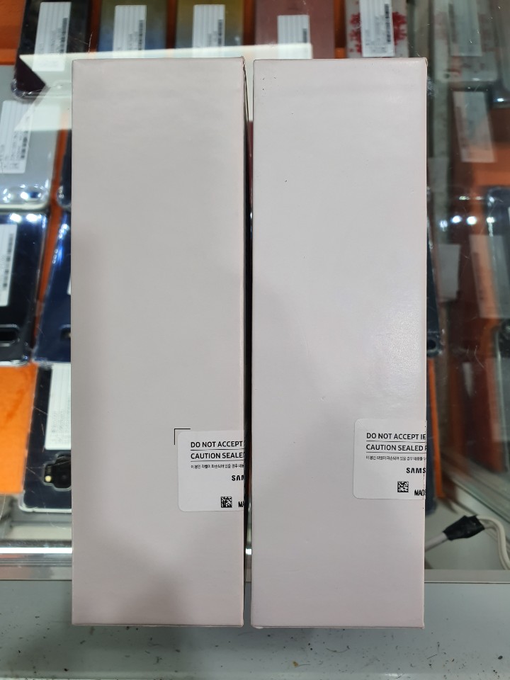 삼성 갤럭시A90 5G (미개봉, 128기가) 팝니다 삼성 갤럭시A90 5G (미개봉, 128기가) 팝니다