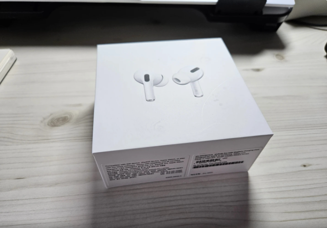 에어팟 프로 2세대 Airpods pro 2 싸게처리합니다 에어팟 프로 2세대 Airpods pro 2 싸게처리합니다