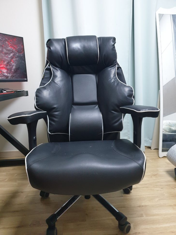 컴퓨터, 모니터, 의자 등 세트로 팝니다 컴퓨터, 모니터, 의자 등 세트로 팝니다