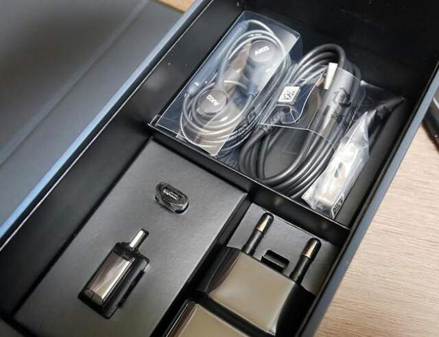 256기가 노트8 팝니다 (삼성.LG.애플 전기종 팝니다) 256기가 노트8 팝니다 (삼성.LG.애플 전기종 팝니다)