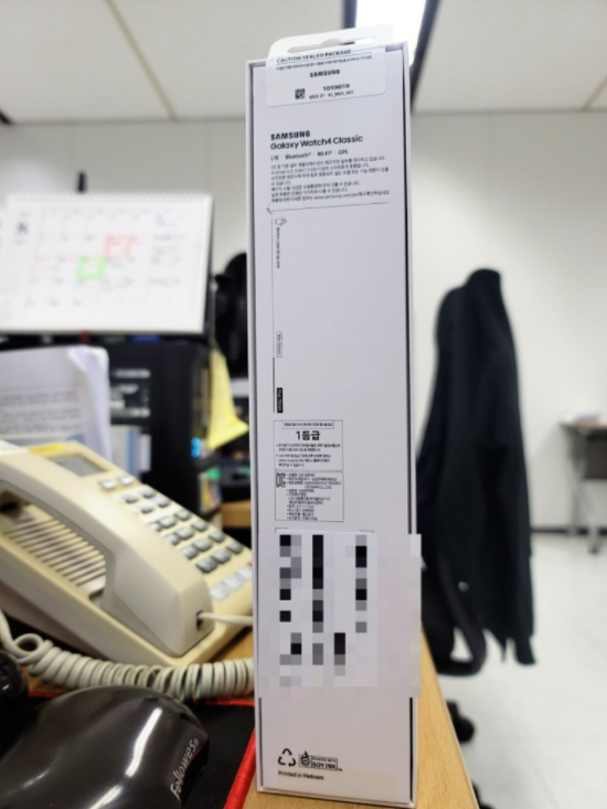 갤럭시 워치4 클래식 lte 판매합니다 갤럭시 워치4 클래식 lte 판매합니다