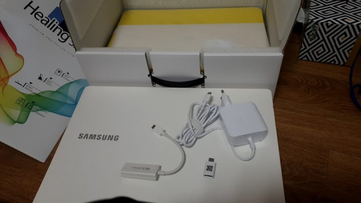 삼성전자 노트북 PEN S NT950SBE-X58 팝니다 삼성전자 노트북 PEN S NT950SBE-X58 팝니다