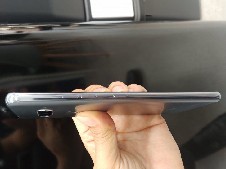 LG V40 AAA급 그레이/0528-9 LG V40 AAA급 그레이/0528-9