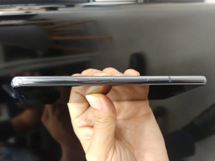 LG V40 AAA급 그레이/0528-9 LG V40 AAA급 그레이/0528-9