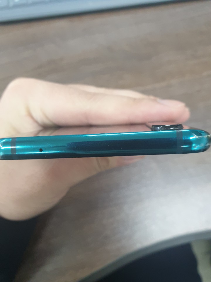 갤럭시 A9 PRO 128기가 S급 기기팝니다. 갤럭시 A9 PRO 128기가 S급 기기팝니다.