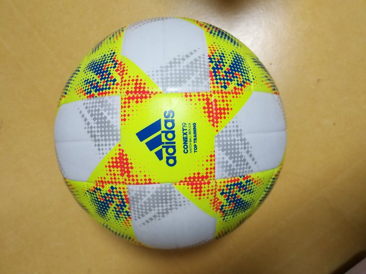 아디다스 코넥스트19 탑트레이이닝 축구공 아디다스 코넥스트19 탑트레이이닝 축구공