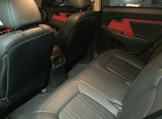 스포티지R 4WD 프레스티지 15년식 회색 팝니다. 스포티지R 4WD 프레스티지 15년식 회색 팝니다.
