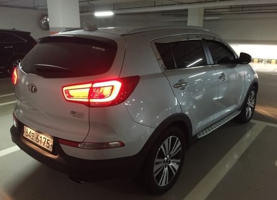 스포티지R 4WD 프레스티지 15년식 회색 팝니다. 스포티지R 4WD 프레스티지 15년식 회색 팝니다.