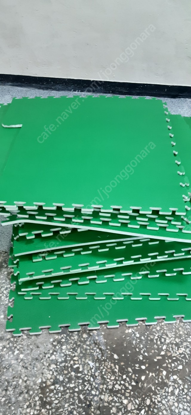 퍼즐매트 1m*1m 18mm 고경도 퍼즐매트 1m*1m 18mm 고경도