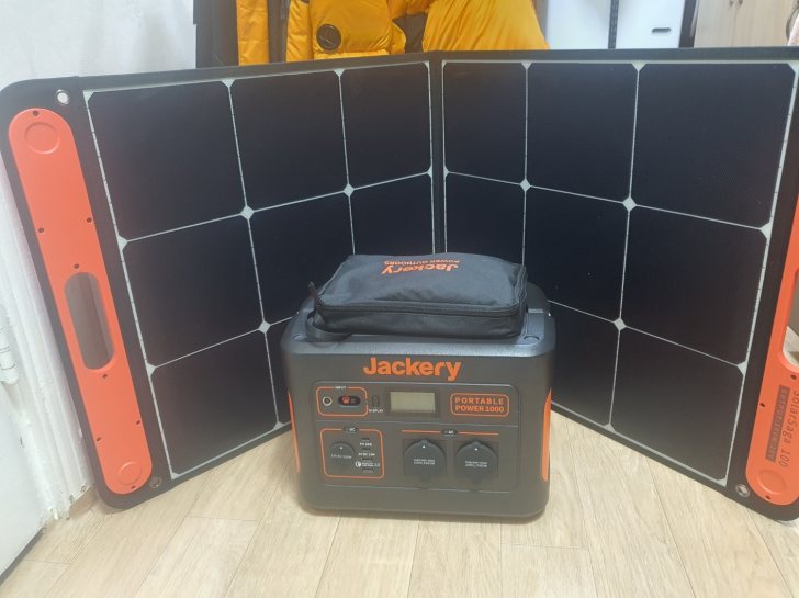 (잭커리)jackery 파워뱅크1000 + 태양광패널 세트 충전기 (잭커리)jackery 파워뱅크1000 + 태양광패널 세트 충전기