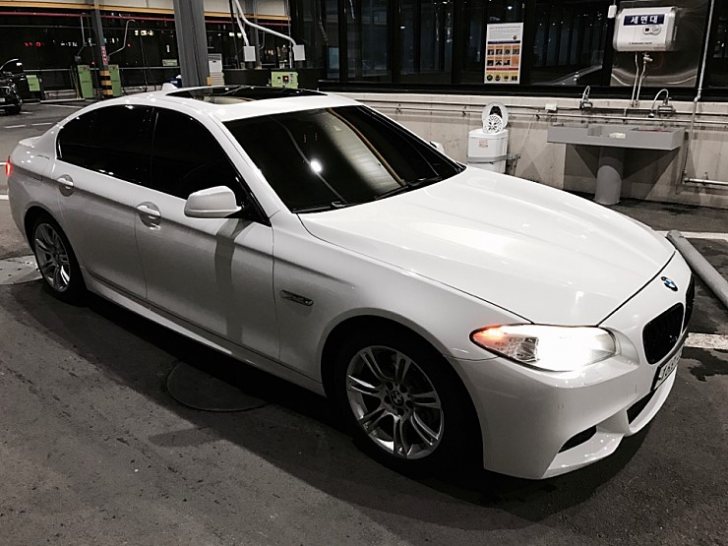 11년식 BMW 520D 상태최상급 차량 판매합니다 11년식 BMW 520D 상태최상급 차량 판매합니다