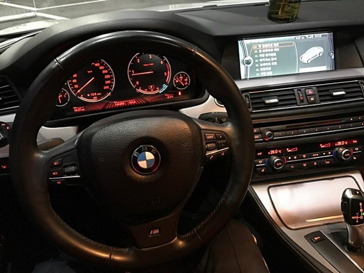 11년식 BMW 520D 상태최상급 차량 판매합니다 11년식 BMW 520D 상태최상급 차량 판매합니다